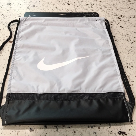 ❤️NEW!!!❤️ Nike Brasilia Training Gymsack. - Picture 3 of 8
